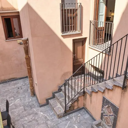 Bordonaro - By Vacation Service Lägenhet Cefalù
