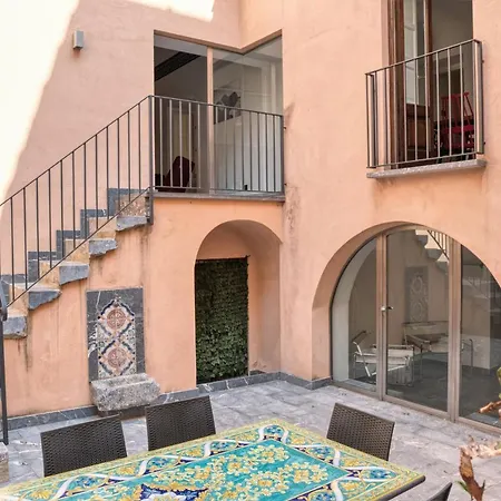 Bordonaro - By Vacation Service تْشيفالو