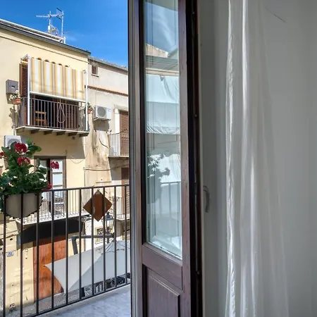 Bordonaro - By Vacation Service * Cefalu