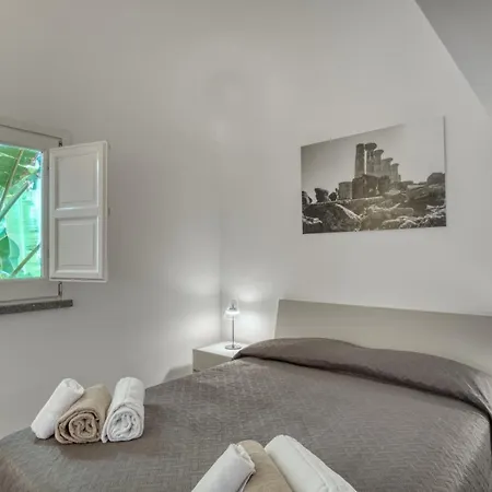 Bordonaro - By Vacation Service 체팔루